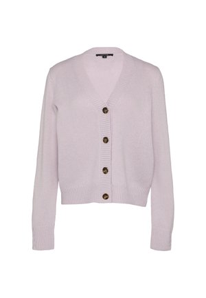 Helles rosa Cardigan mit V-Ausschnitt, langen Ärmeln und fünf braunen Knöpfen auf der Vorderseite. Gerippte Manschetten und Saum verleihen Struktur.