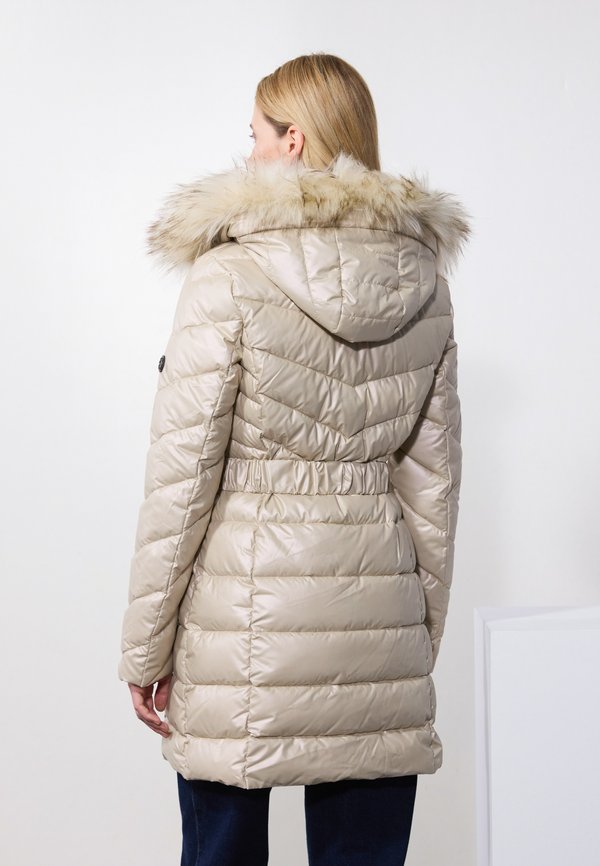 Classic coat - beige3