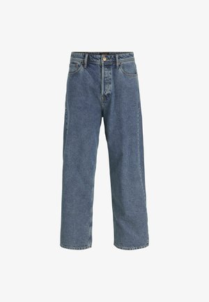 Jean large en denim bleu avec taille haute, design à cinq poches, fermeture à bouton et couture visible. Texture lisse avec zones décolorées.