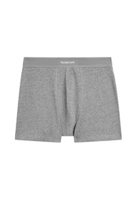Grå bomullsboxershorts med en mjuk textur, med en logobrandade midja och en framöppning. Designen är enkel och funktionell.