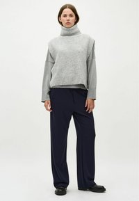 mbyM FEODORY-M - Keep - light grey melange