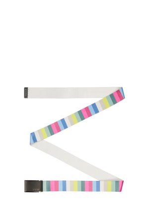 PRTINSIDER - Riem - kitoffwhite