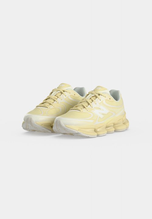 New Balance U2000 UNISEX - Trainers - white/off white — foto 3