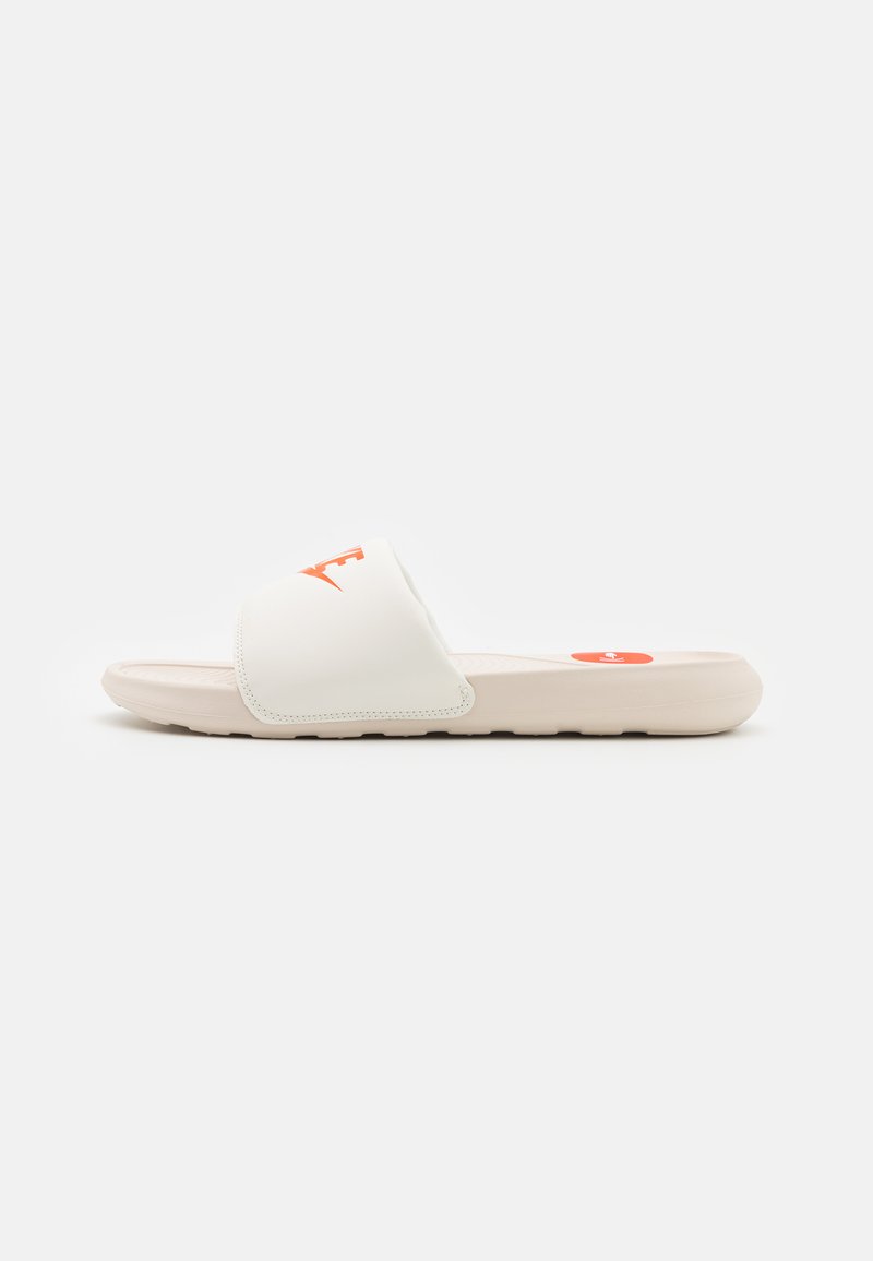 Nike Sportswear VICTORI ONE SLIDE Sandály do bazénu sail/safety