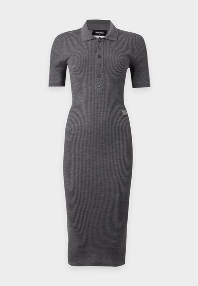 Μίντι φόρεμα bodycon σε σκουρόγκρι ριμπ πλεκτό με κοντά μανίκια, γιακά πόλο και κουμπιά στο μπροστινό μέρος.