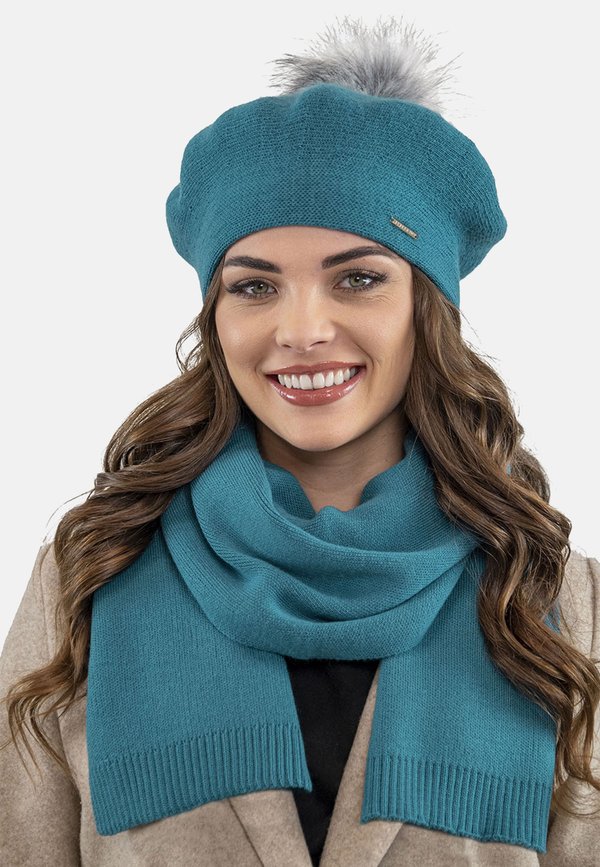 BERET AND SET - Schal - turquoise