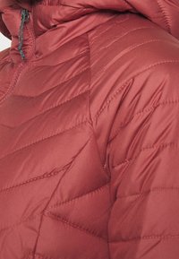 Columbia Abrigo de invierno - red
