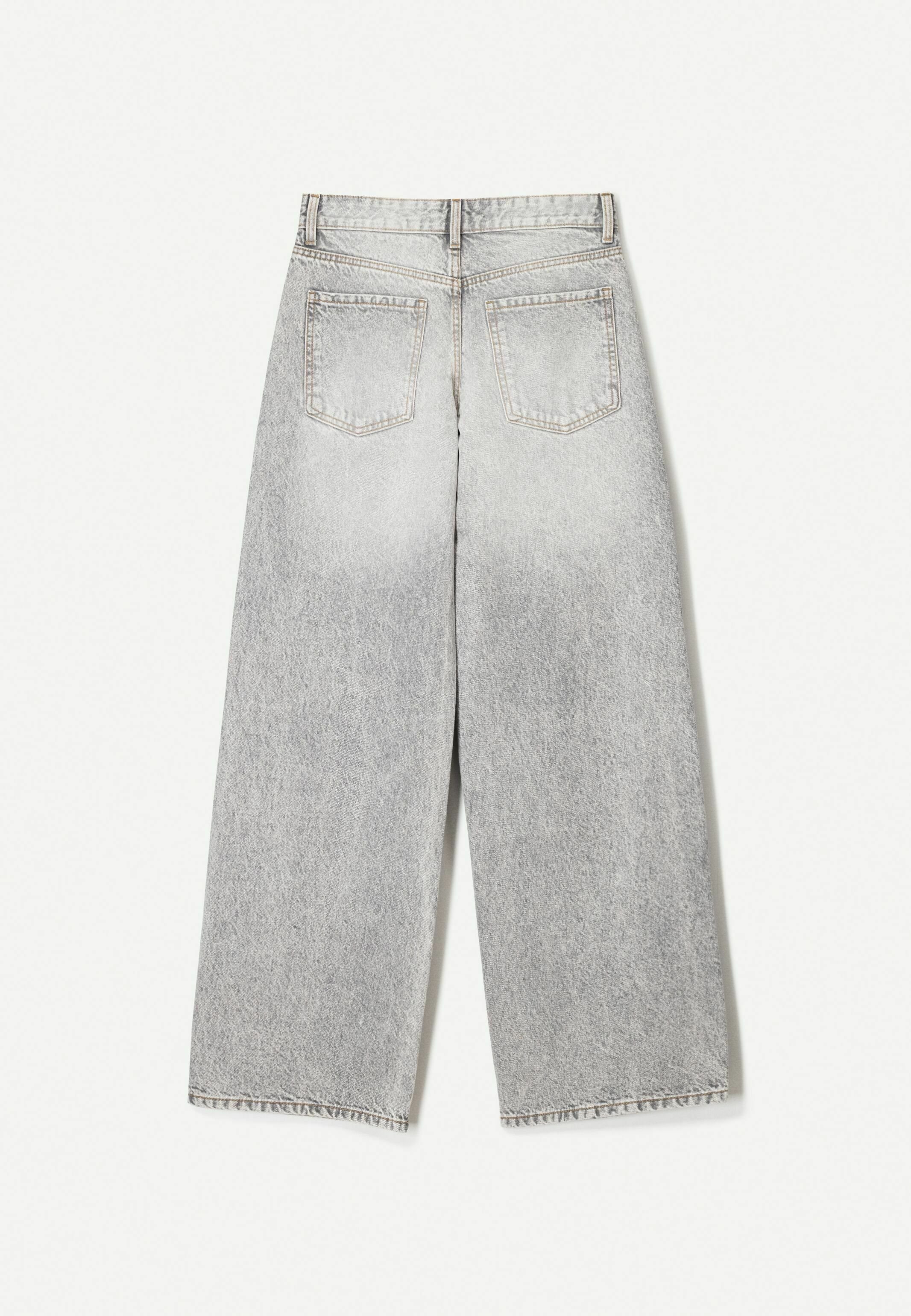 Relaxed fit jeans