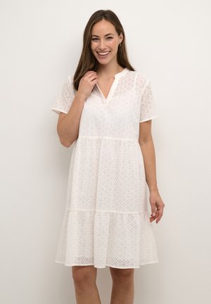 Culture CUMAGDALENE SS  - Robe de jour - spring gardenia