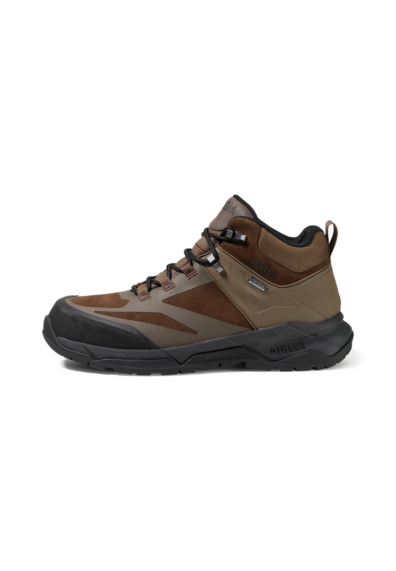 Braune Wanderschuhe aus einer Kombination von Wildleder und synthetischen Materialien, im hoch geschnittenen Design, mit Gummisohle und Schnürsenkeln. Verfügt über strukturierte Akzente.