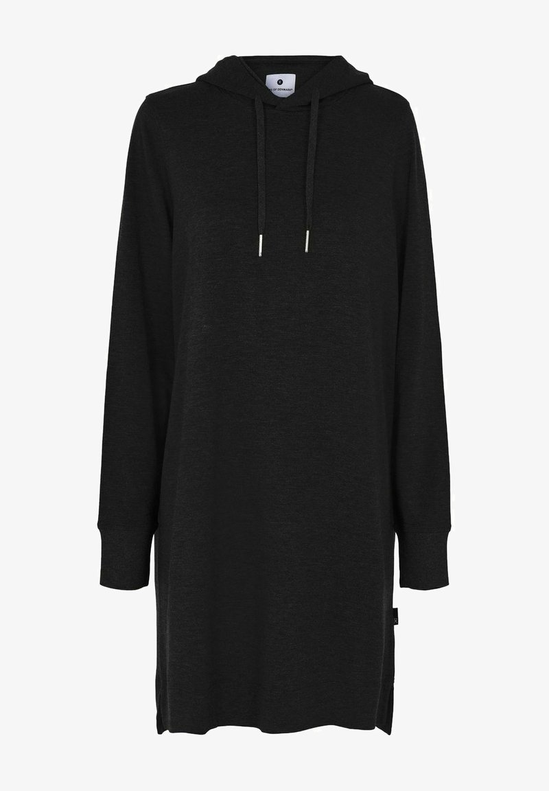 Sort hættetrøje kjole lavet af blødt stof, med lange ærmer, snøre i hætten og sideslidser for nem bevægelse.