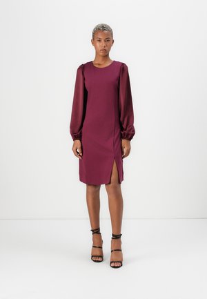 KNITTED DRESS - Kjole - wine red