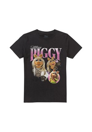 Schwarzes T-Shirt mit drei Bildern von Miss Piggy aus den Muppets, die stylishe Outfits trägt, und großem pinkfarbenem Text mit der Aufschrift "Miss Piggy."