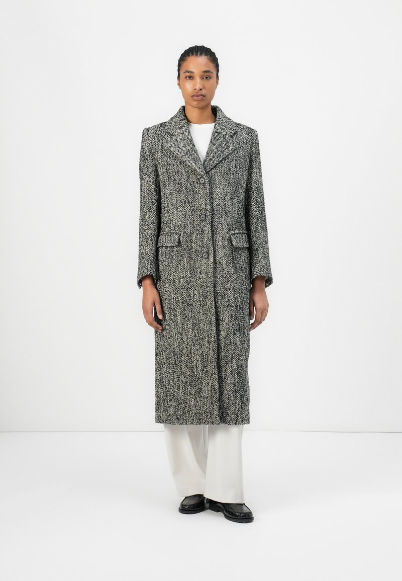 DRYKORN AISBY - Cappotto classico - black