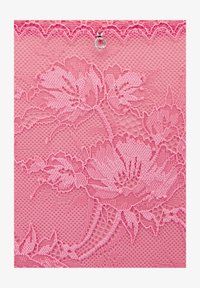 Nevybrané, pink