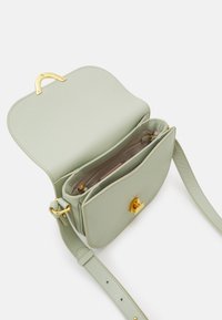 Coccinelle DEW - Borsa a tracolla - celadon green