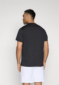 ASICS COURT TOP - Športové tričko - performance black