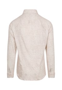 Lange mouw shirt van lichtbeige stof met subtiele textuur, voorzien van een klassieke kraag en knoopmanchetten, ontworpen voor een ontspannen pasvorm.