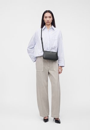 Lacoste, CROSSOVER BAG - Borsa a tracolla - noir