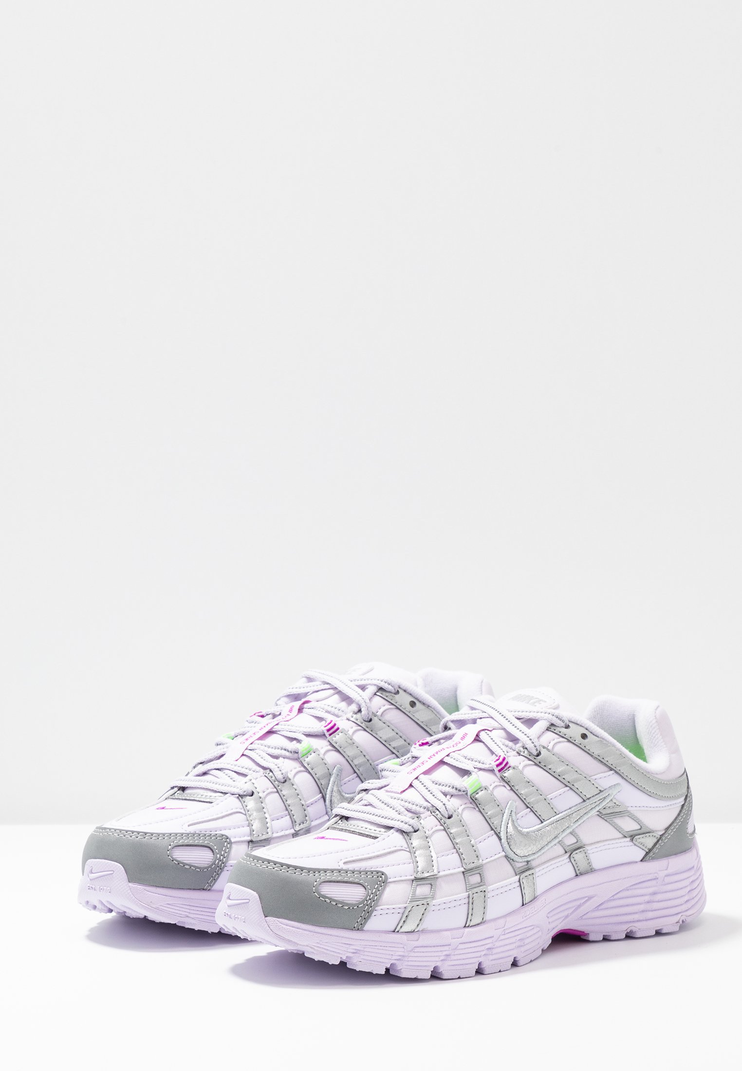 Schuhe NIKE - P-6000 CJ9701 500 Barely Grape/Barely Grape - Sneakers -  Halbschuhe - Damenschuhe | eschuhe.de