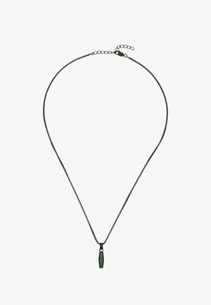 Schwarze Metallkette mit geometrischem Anhänger und grünem Steindetail. Verstellbare Länge mit einem Verschluss und Kettenverlängerung.