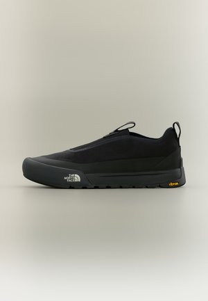 The North Face, CLYFFE UNISEX - Sneakers - black