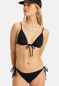 Bikinio apatinė dalis - kvj