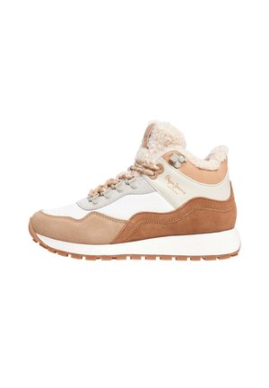 Trainers - slip beige