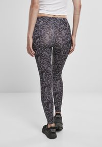 Urban Classics Leggings - white