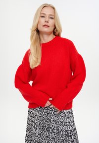 Vesta - red