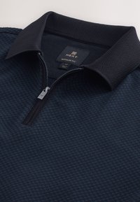 Next REGULAR FIT - SQUARE PATTERN QUARTER ZIP  - Pólóing - teal blue