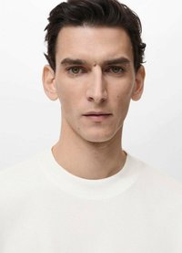 Mango OLIVE - Jednoduché tričko - off-white