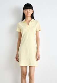 Tommy Hilfiger SLIM OPEN DRESS - Dnevna haljina - lemon zest
