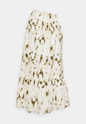 Jupe midi blanche avec motif tie-dye abstrait vert olive, taille élastique et ourlet à volant.