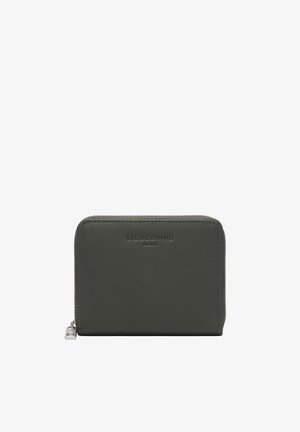 Kompaktowy, ciemnoszary skórzany portfel z metalowym suwakiem w kolorze srebrnym wokół krawędzi oraz wytłoczonym logo "Liebeskind Berlin" na środku przedniej części.