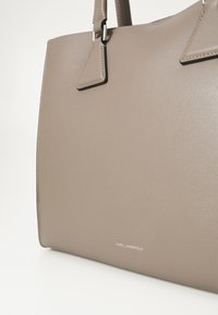 KARL LAGERFELD LOCK TOTE - Cabas - ash grey