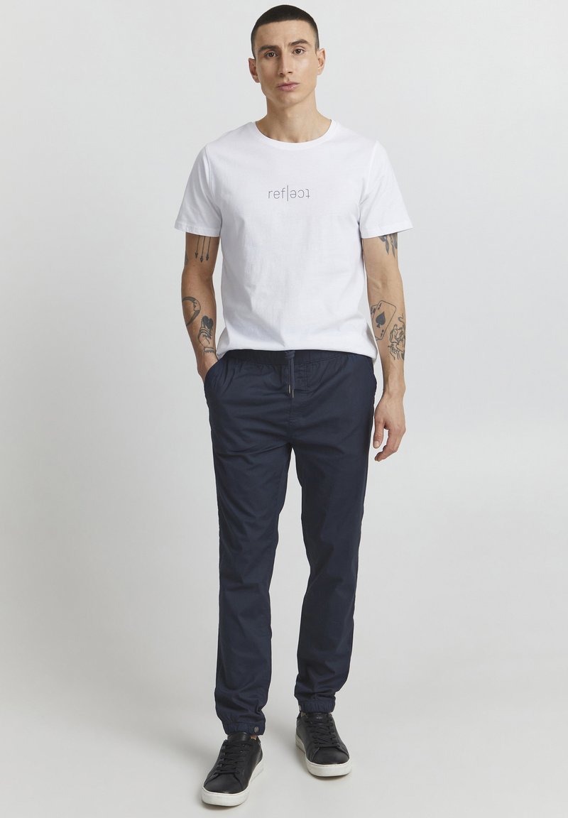 Herren Chinos | Solid SDBOD Stoffhose insignia blue/blau - CR74773 Herren Chinos | Solid SDBOD Stoffhose insignia blue/blau - CR74773