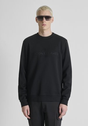 REGULAR FIT - Sudadera - black