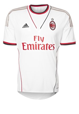 Maglia da calcio bianca dell'AC Milan con bordi rossi e neri, logo Adidas, stemma del club e scritta del sponsor Fly Emirates sul davanti.