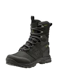 Bota de senderismo negra con parte superior de ante y suela de goma. Presenta tejido texturizado, cordones grises y detalles con el logo. Diseñada para uso en exteriores.