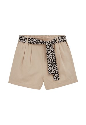 Beige shorts med høj talje, læg og sidelommer, med et aftageligt bælte med sort og beige leopardmønster, bundet foran.