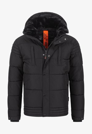 Giacca nera imbottita con chiusura a zip e bottoni a pressione, cappuccio foderato in pelliccia, due tasche sul petto e dettagli di cucitura orizzontale.