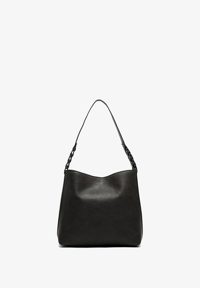 Czarna skórzana torba na ramię o gładkiej fakturze, z falistym górnym brzegiem oraz łańcuszkowym paskiem dla dodatkowego akcentu.