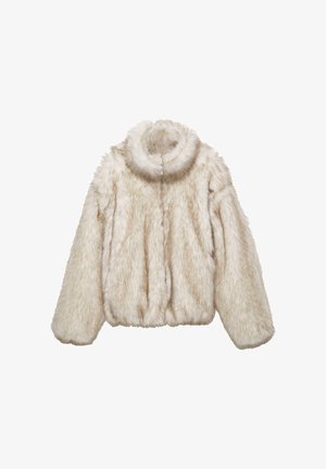 Umjetna krzna jakna s visokim ovratnikom, svijetlosmeđe boje, pahuljaste teksture i elastičnom rubom. Zatvaranje s patentnim zatvaračem sprijeda, dugi rukavi.