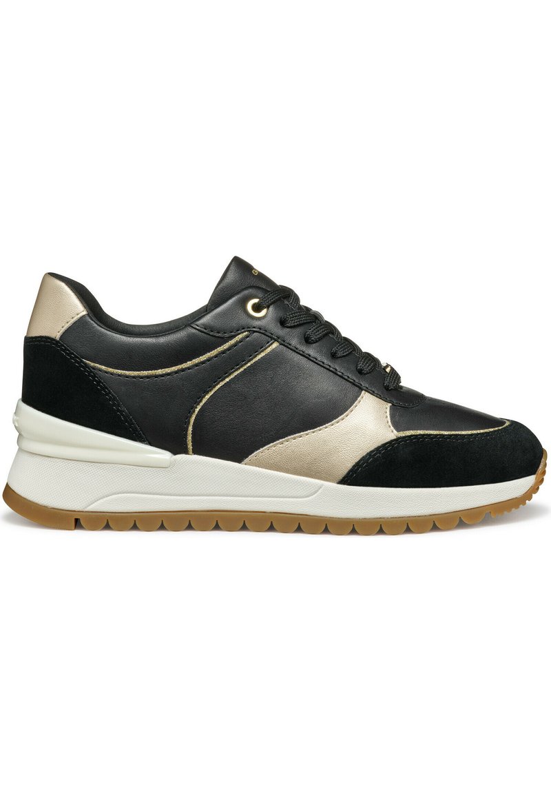 Zwarte lederen sneakers met gouden accenten, suède details en een witte middenzool. Voorzien van een veterontwerp en een textuur rubberen zool.