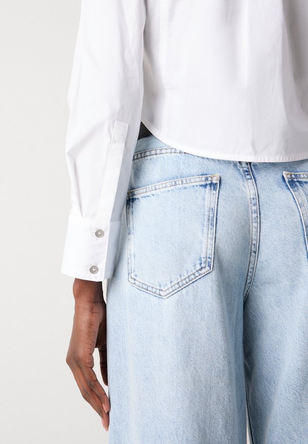 CROPPED COVERED PLACKET BUTTON FRONT SHIRT STUD EMBELLISHMENT - Button-down blouse4