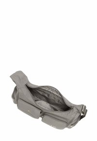 Borsa a tracolla in tessuto grigio con un vano principale con zip e due tasche frontali con zip. Superficie liscia, tracolla regolabile per il trasporto.