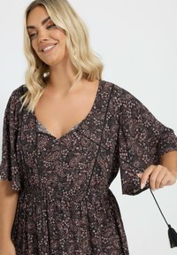 Yours Clothing PAISLEY PRINT - Maksimekko - black