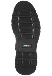 Suola di scarpa in gomma nera con un motivo di battistrada testurizzato, caratterizzata da audaci scanalature e un'etichetta rettangolare con il logo "IGI&CO MADE IN ITALY."