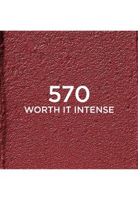 Tiefrote, strukturierte Hintergrundfläche mit weißem Text "570" und darunter "Worth It Intense", zentriert auf der Oberfläche.